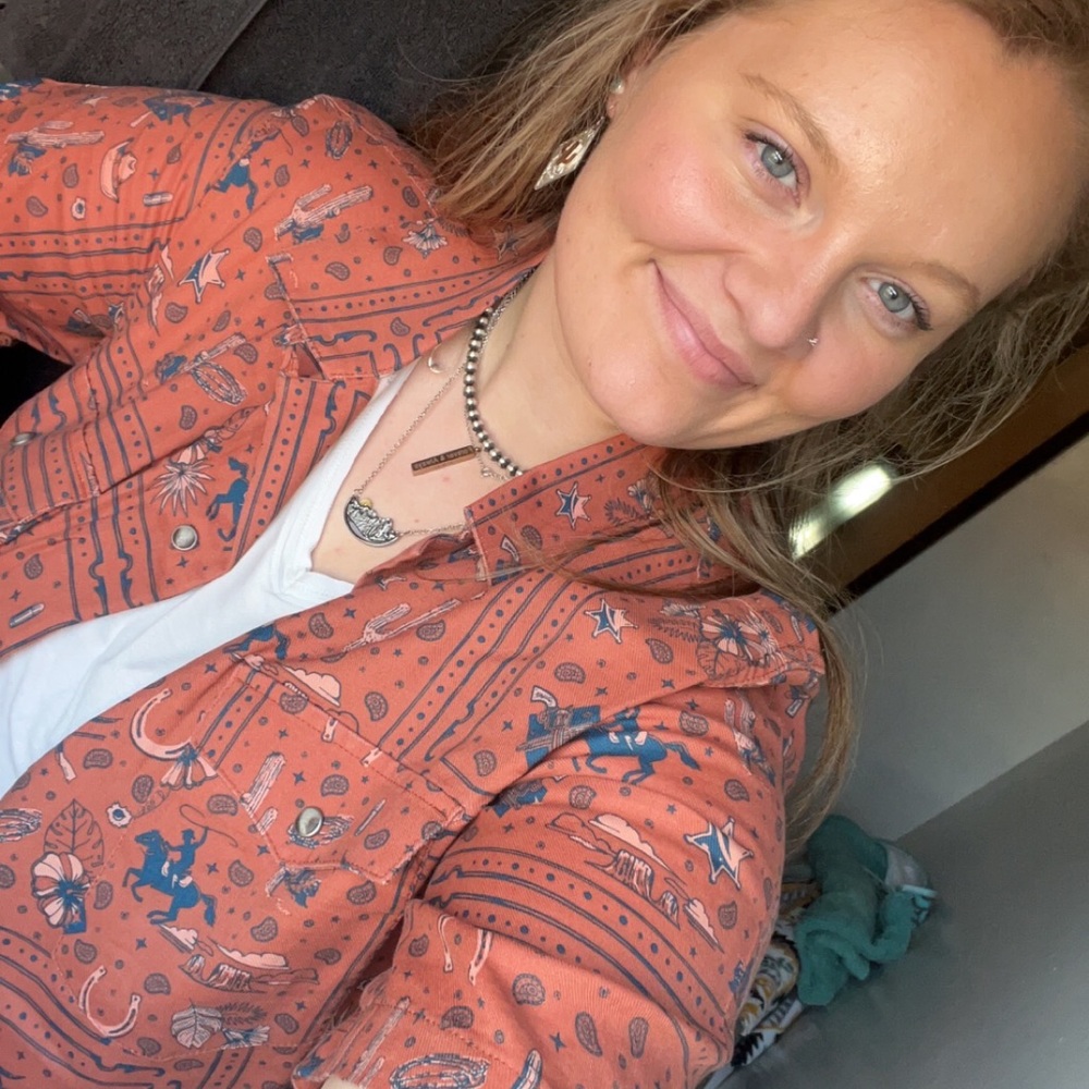 My name is hadley!⚡️work western⚡️fashion western⚡️